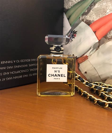 chanel perfume scent descriptions|authentic Chanel perfume.